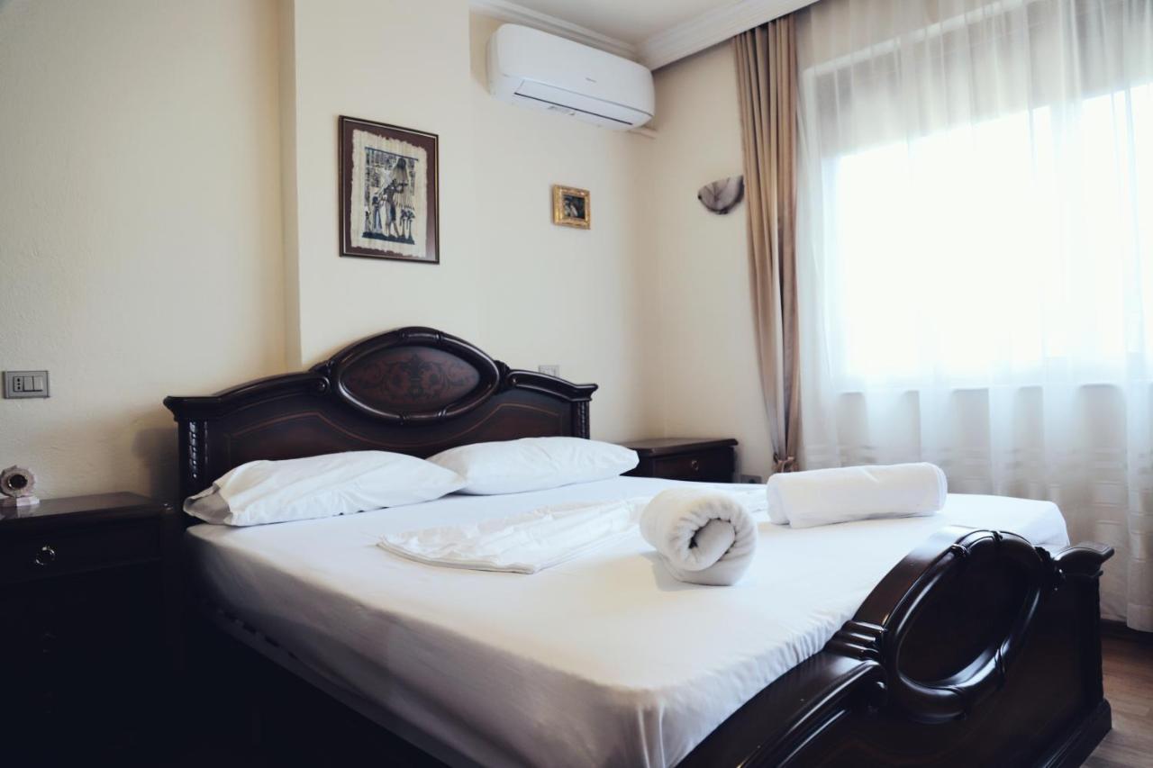 Tirana Taiwan Center Apartment Bagian luar foto