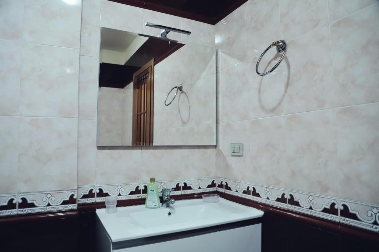 Tirana Taiwan Center Apartment Bagian luar foto